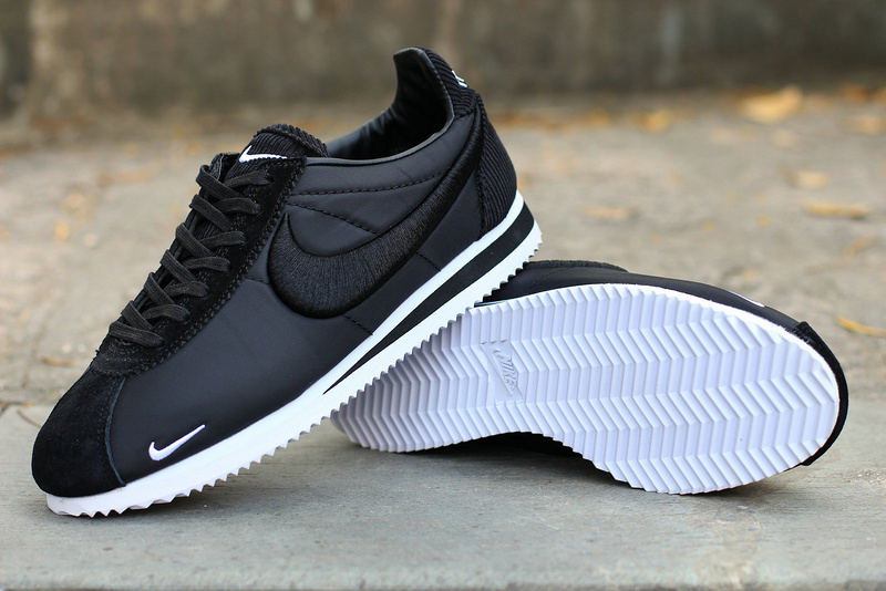 nouvelle nike noir