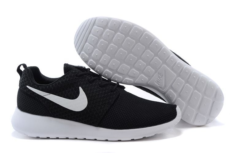 nike roshe run chaussures noir et blanc nike roshe run chaussures noir et blanc